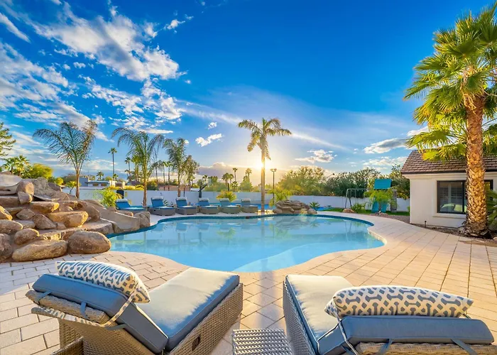 Villa 4million Designer Waterslidewonderlandtheatregymsportcourtshuffleboard Court